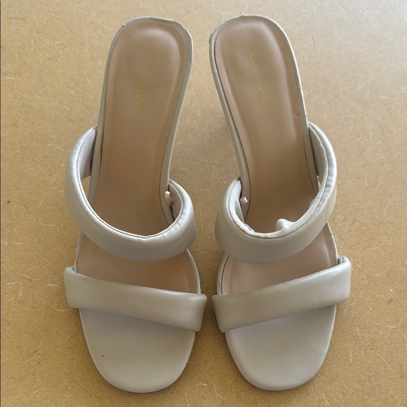Ann Taylor Women's Cream Sandals size 9M - Picture 1 of 6